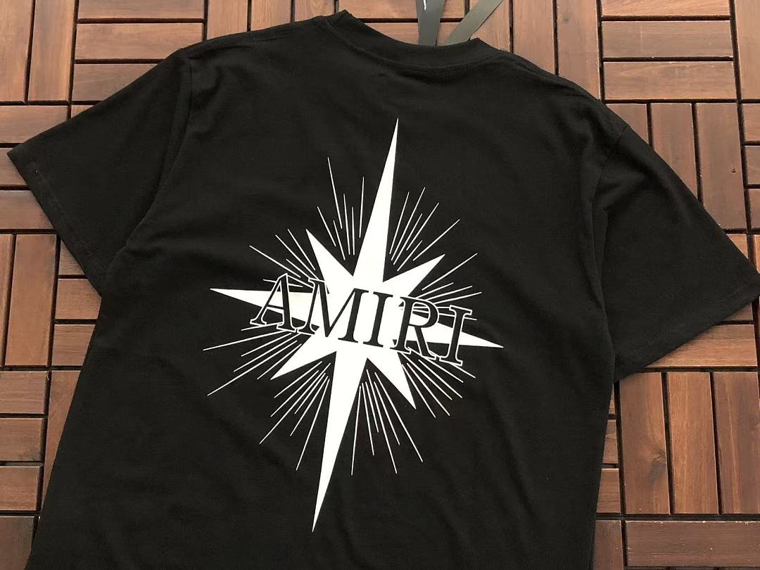 T-shirts Ami