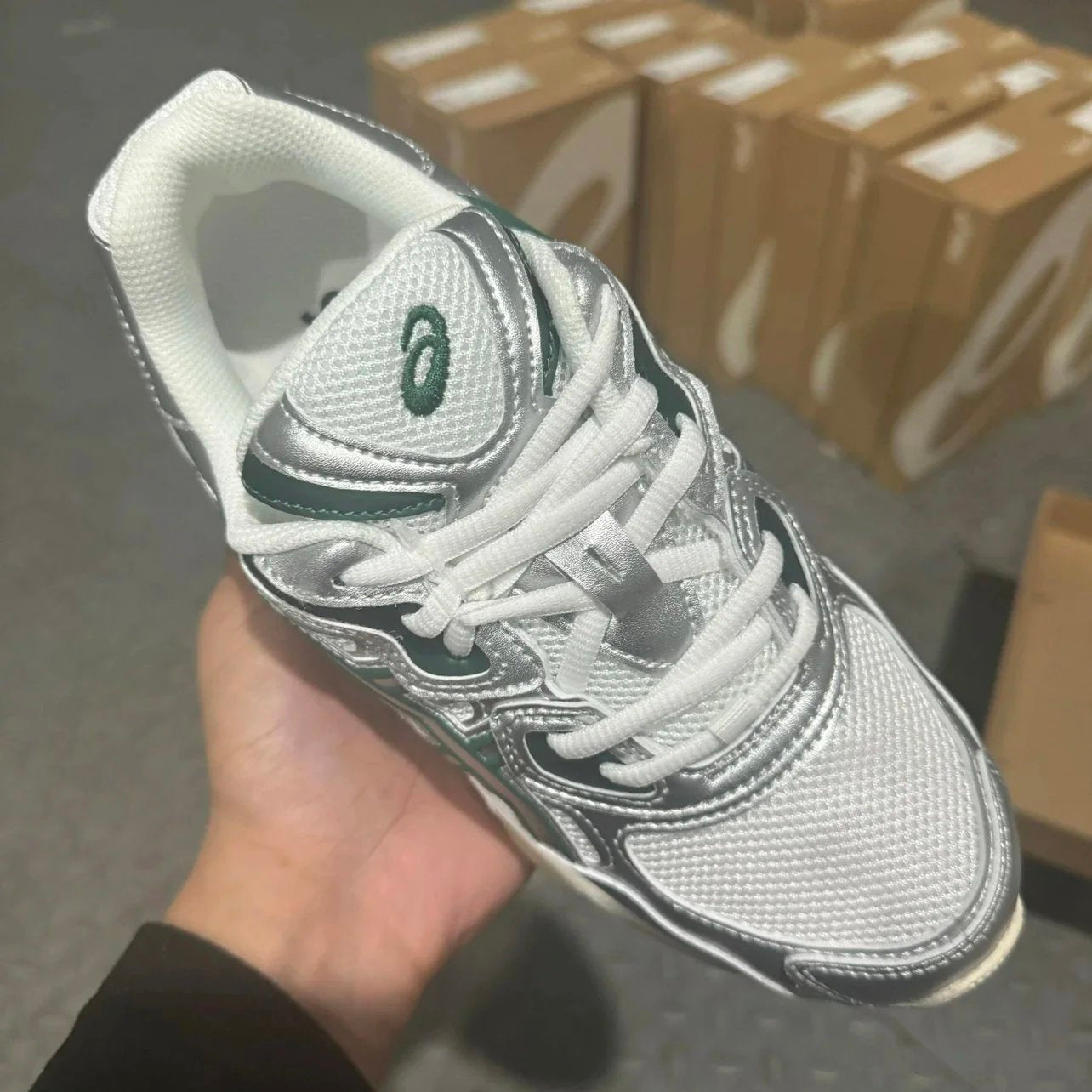 GEL-NYC Silver and Green