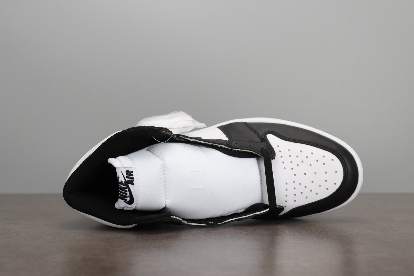 AJ1 High 85 Black White