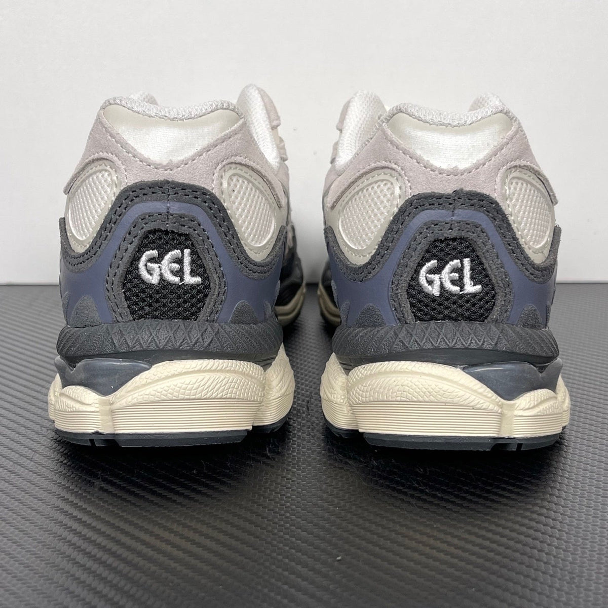 Gel Nyc White/Smoke Grey