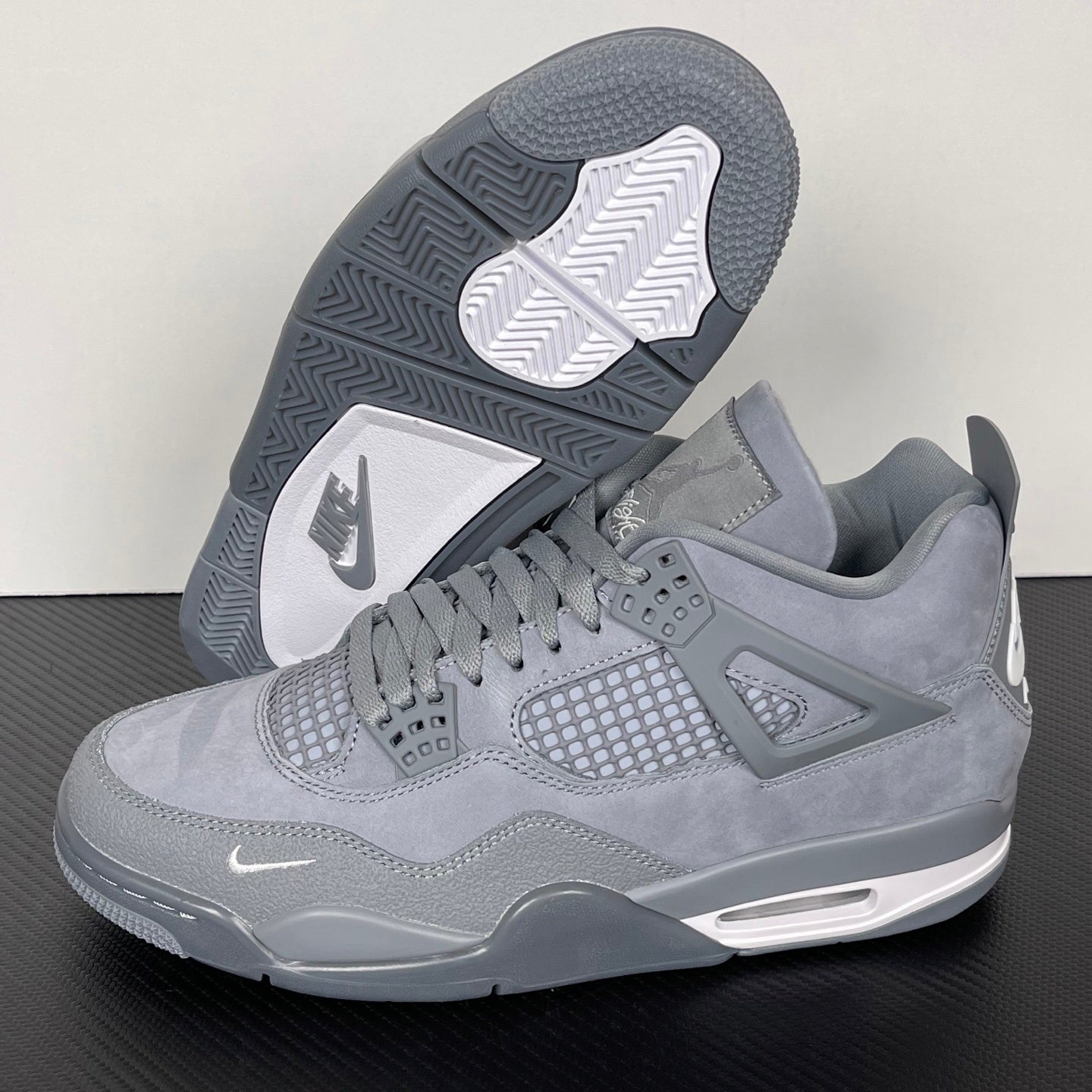 AJ4 Retro SE Paris Olympics Wet Cement