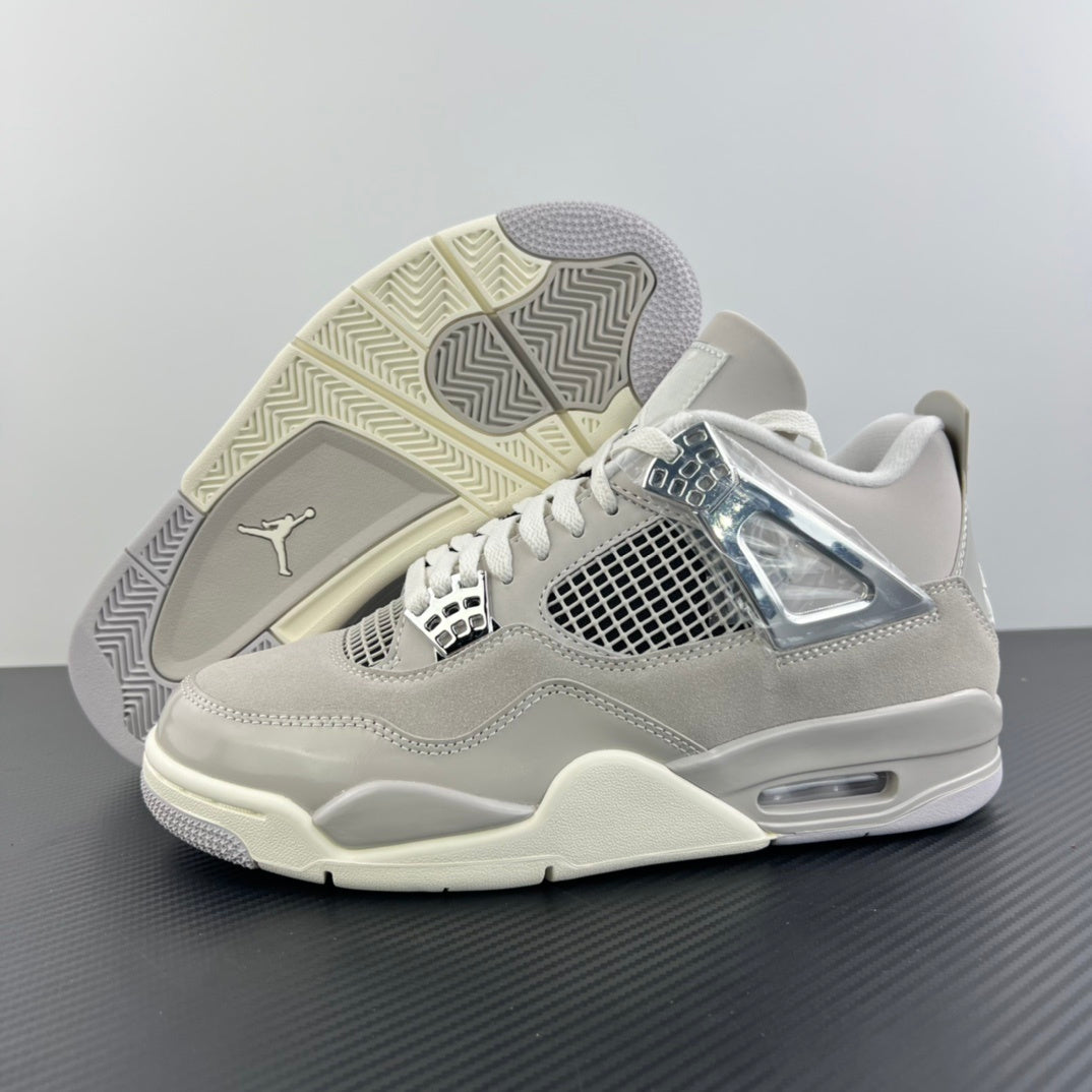 AJ4 Retro Frozen Moments