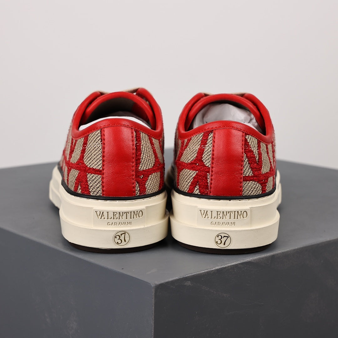 Valentino Totaloop Red/Beige