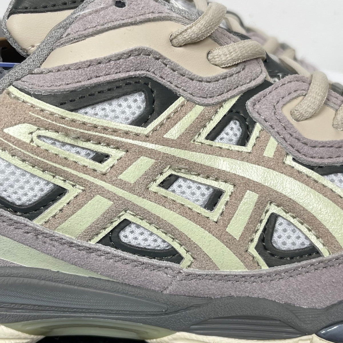 Gel Nyc Cream/Oyster Grey