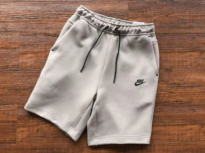 Calções Tech Fleece