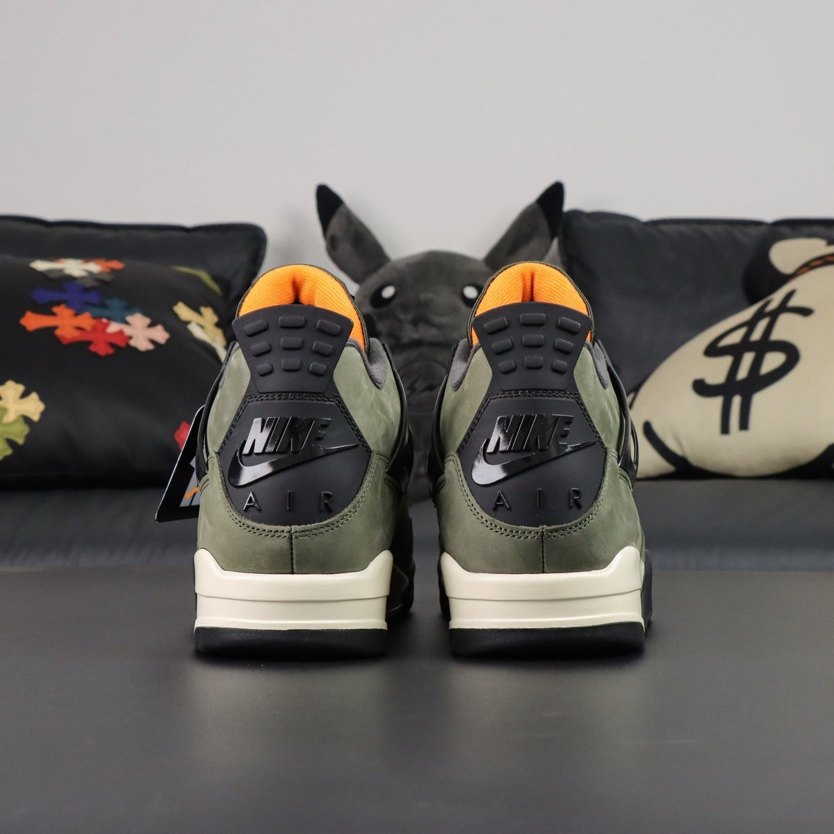 AJ4 Retro OG SP Undefeated