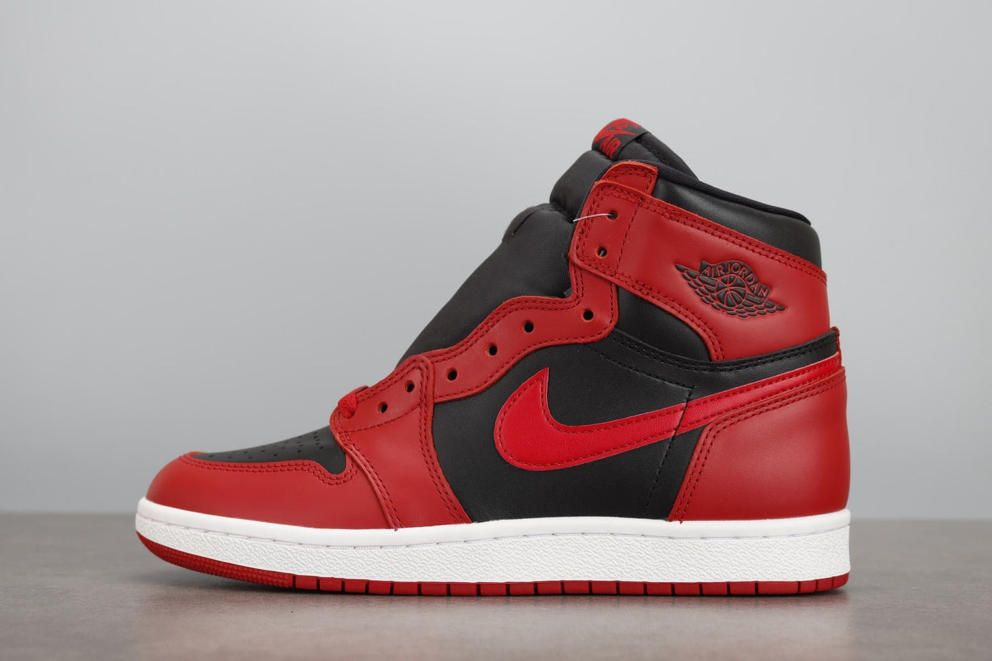 AJ1 High Obsidian Red