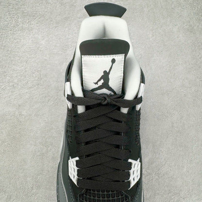AJ4 Retro Fear