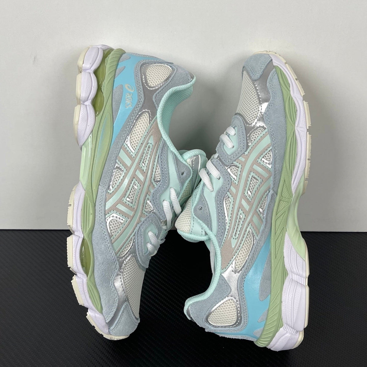Gel Nyc Blue Sky Green