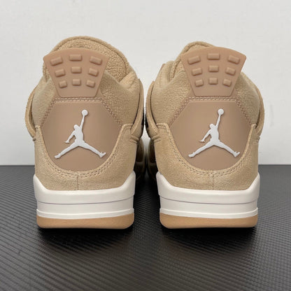 AJ4 Retro Cozy Girl