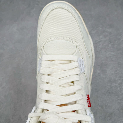 AJ4 Levis