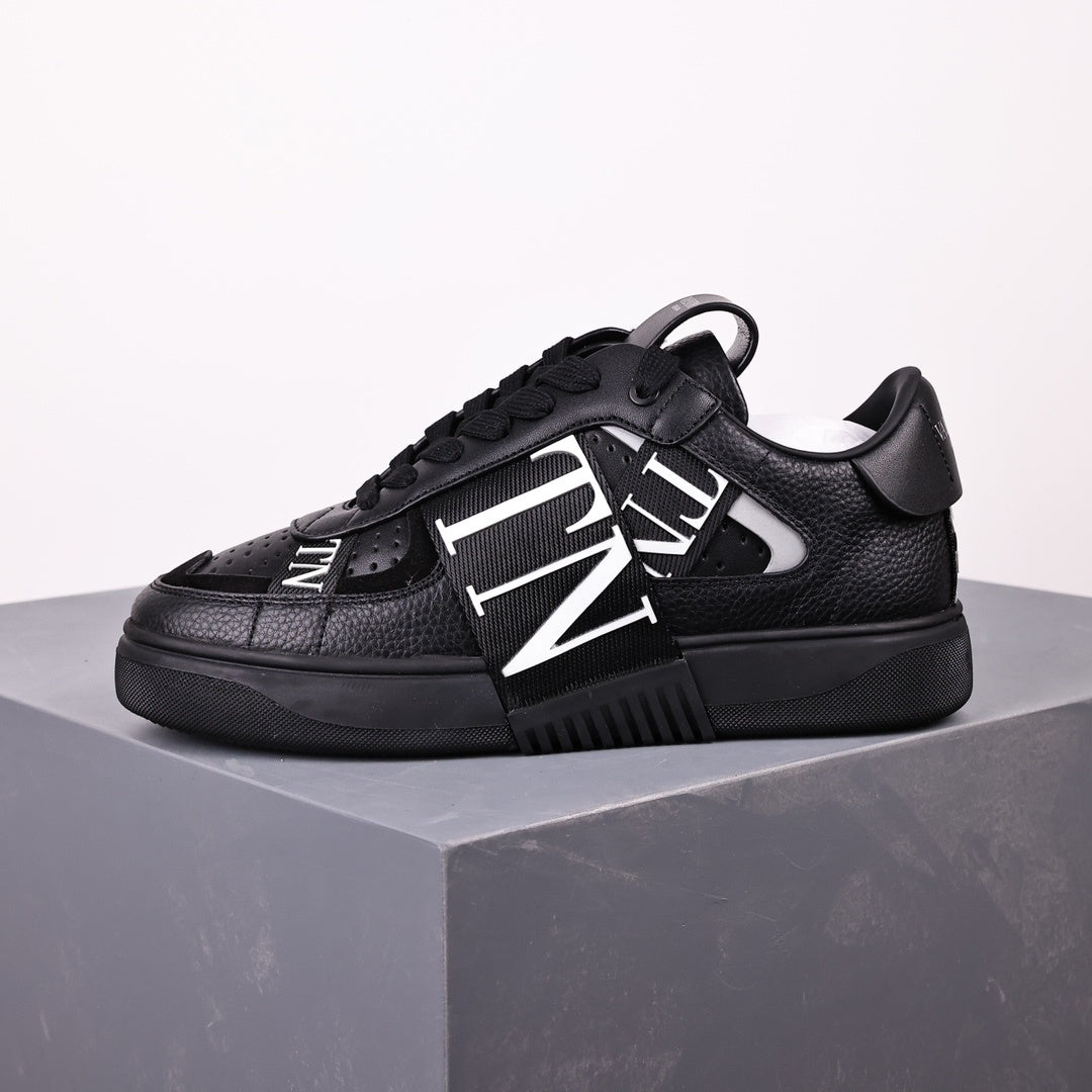 Valentino VL7n Pure Black