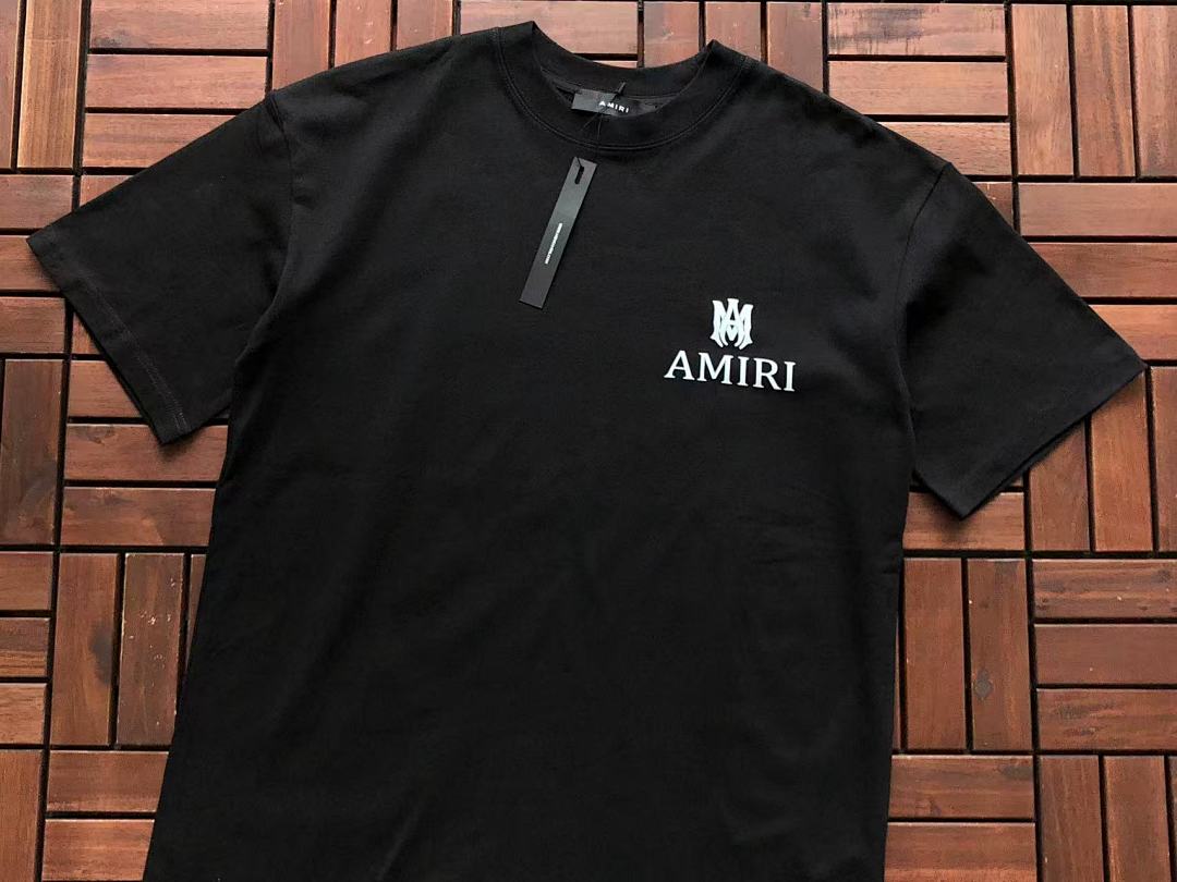 T-shirts Ami