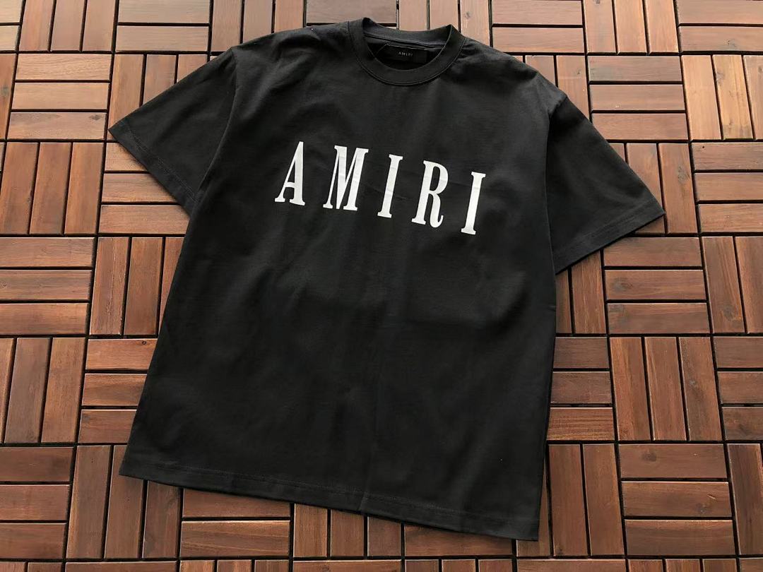 T-shirts Ami