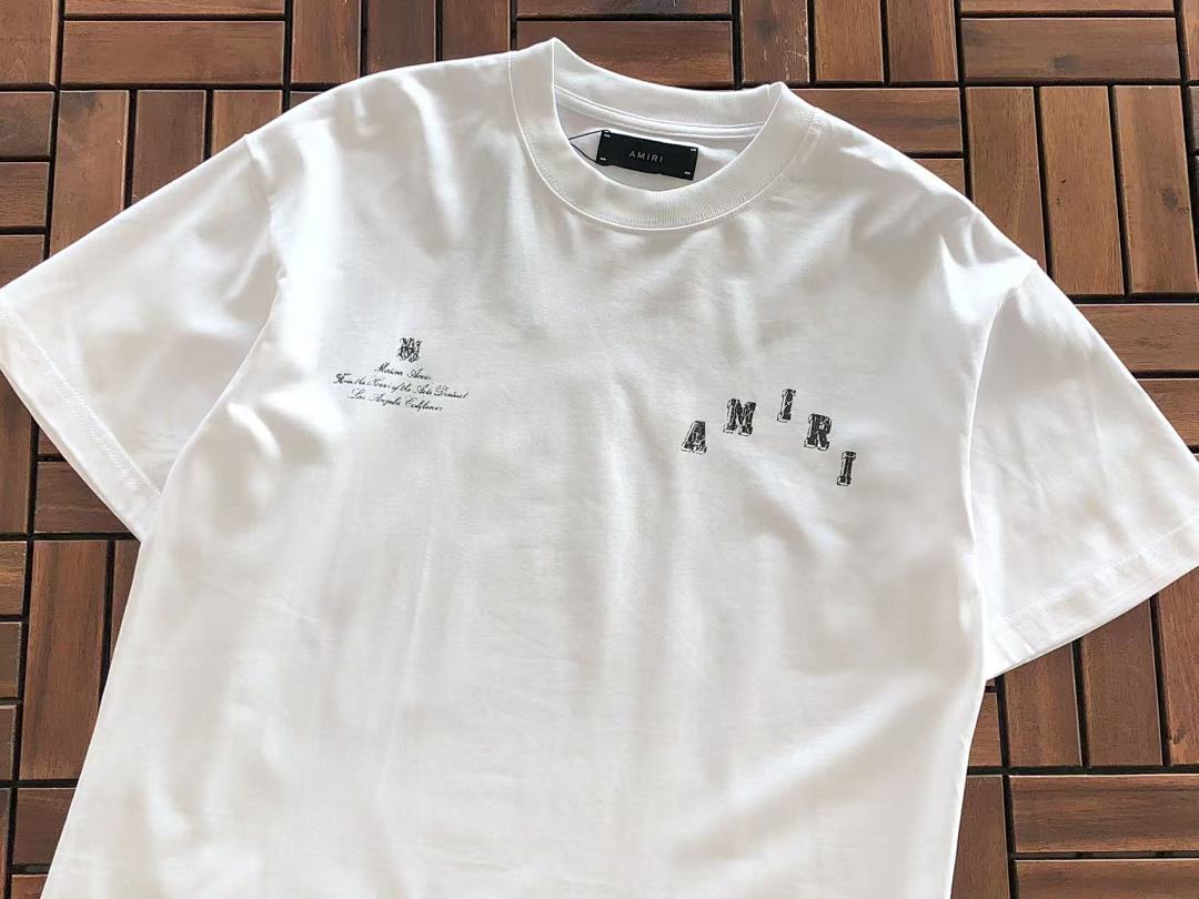T-shirts Ami