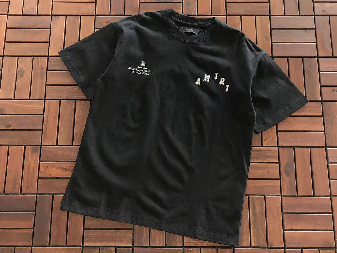 T-shirts Ami