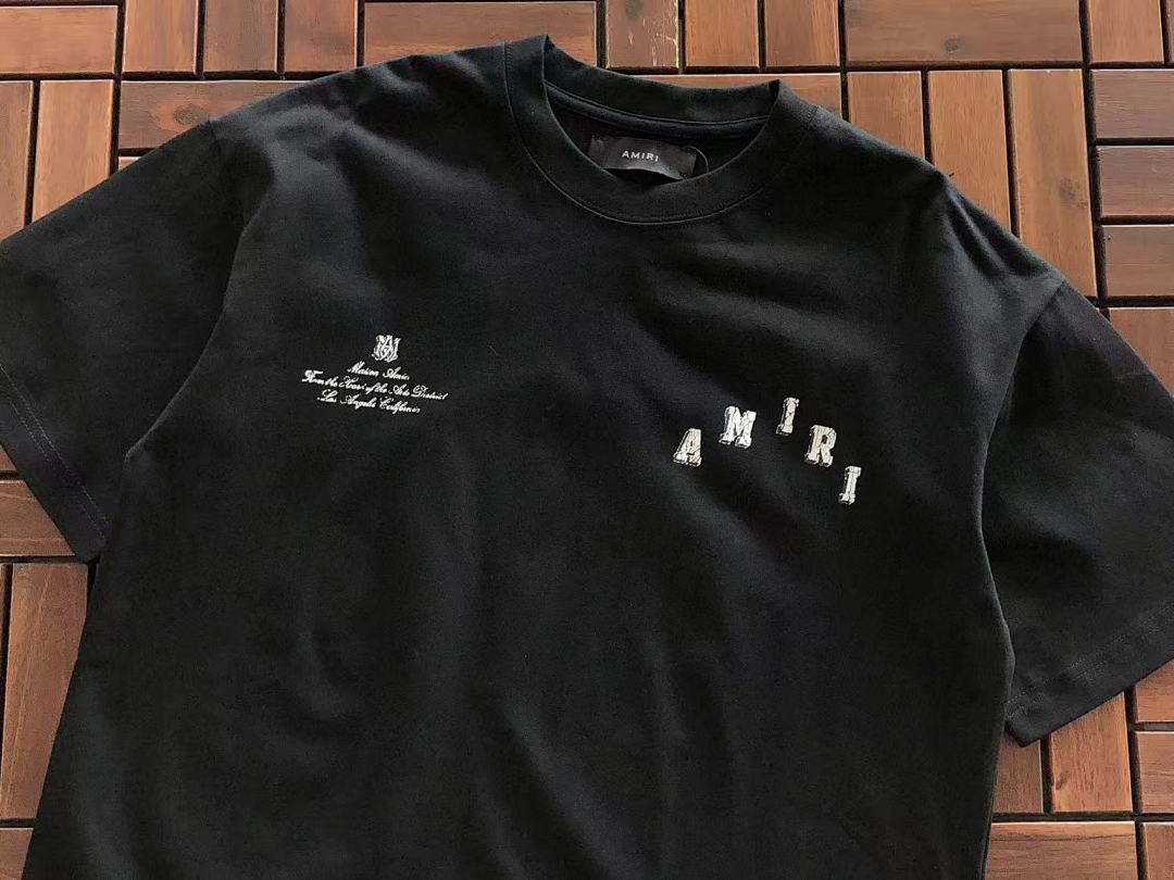 T-shirts Ami