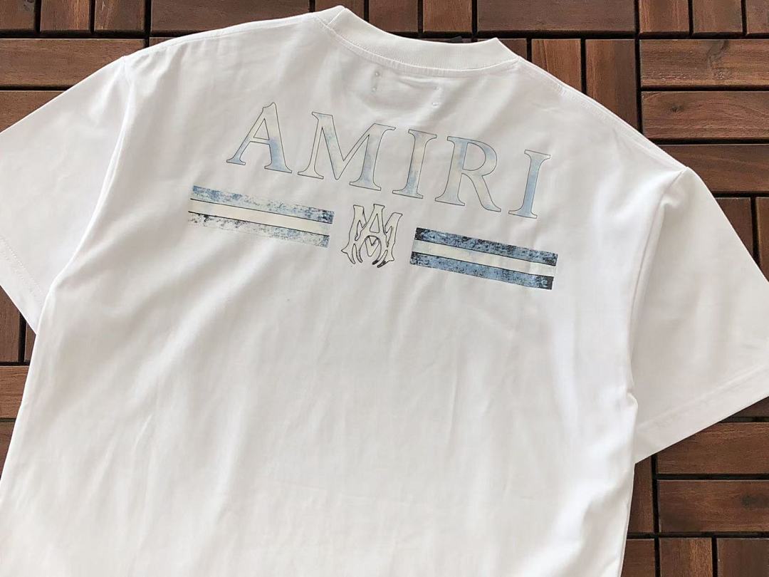T-shirts Ami