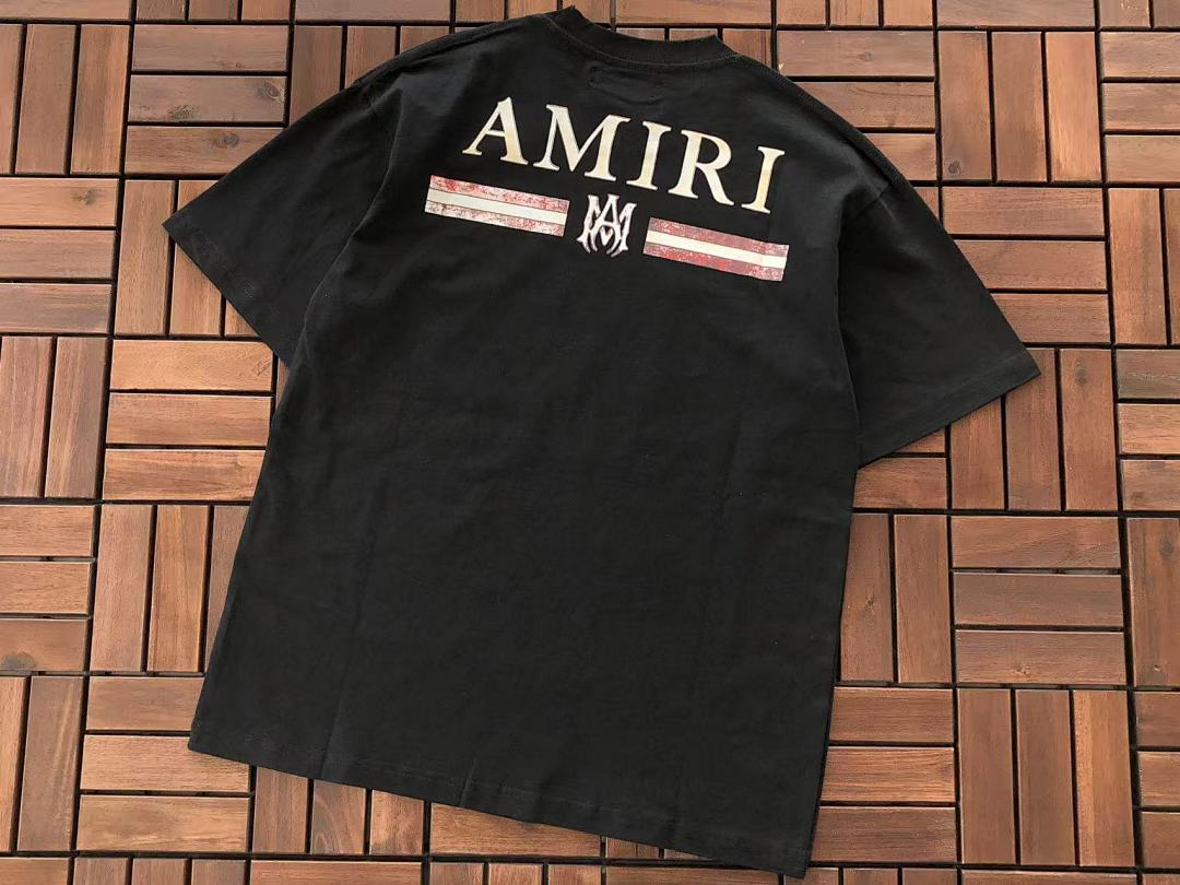T-shirts Ami