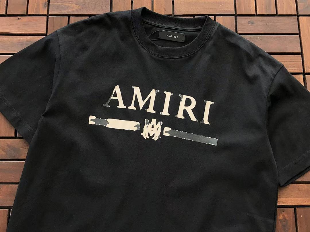 T-shirts Ami