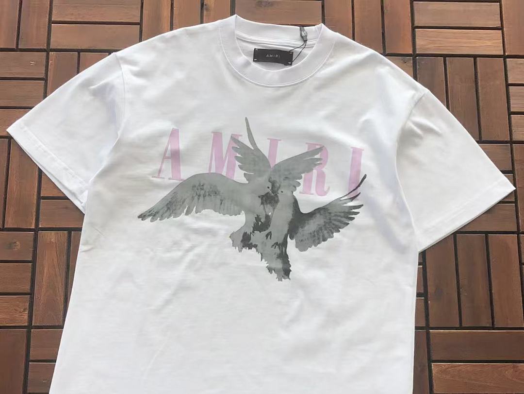 T-shirts Ami