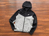 Conjunto Tech Fleece Preto e Cinza