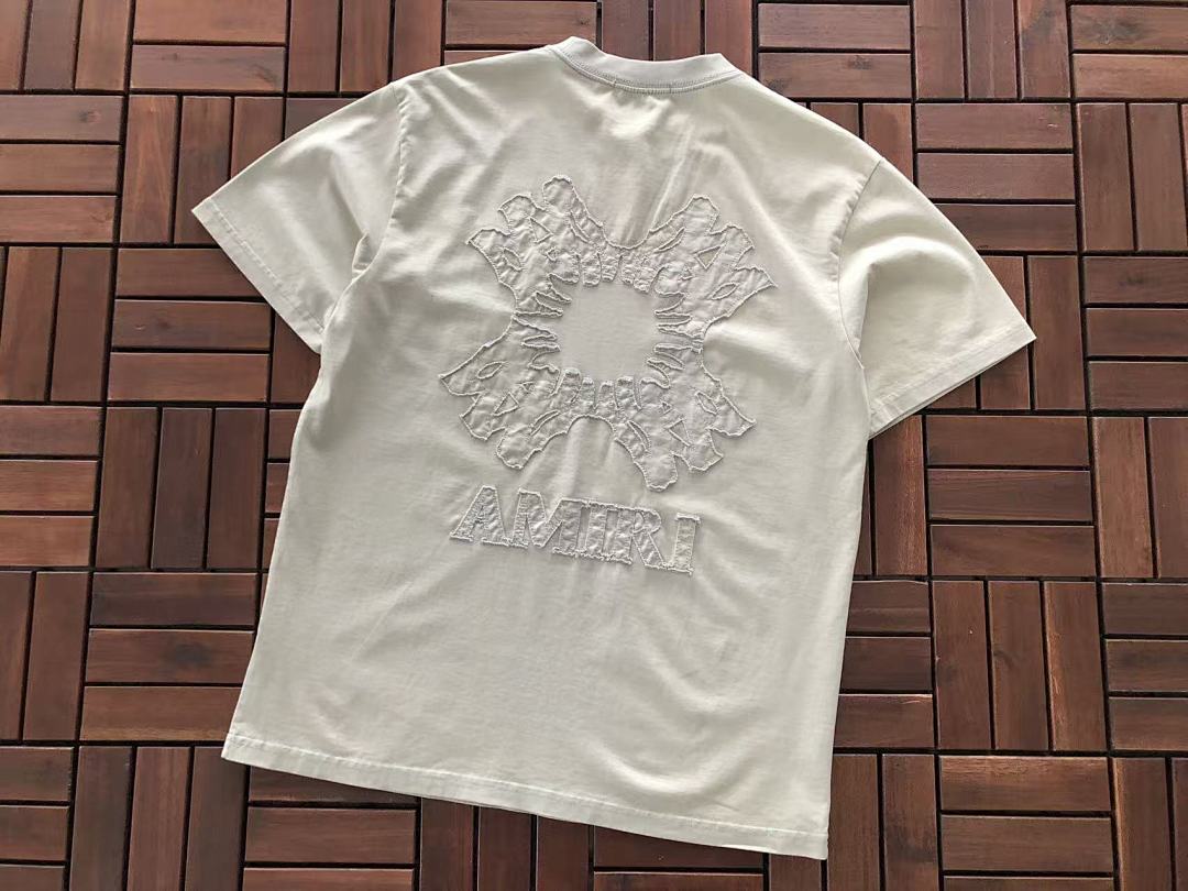 T-shirts Ami