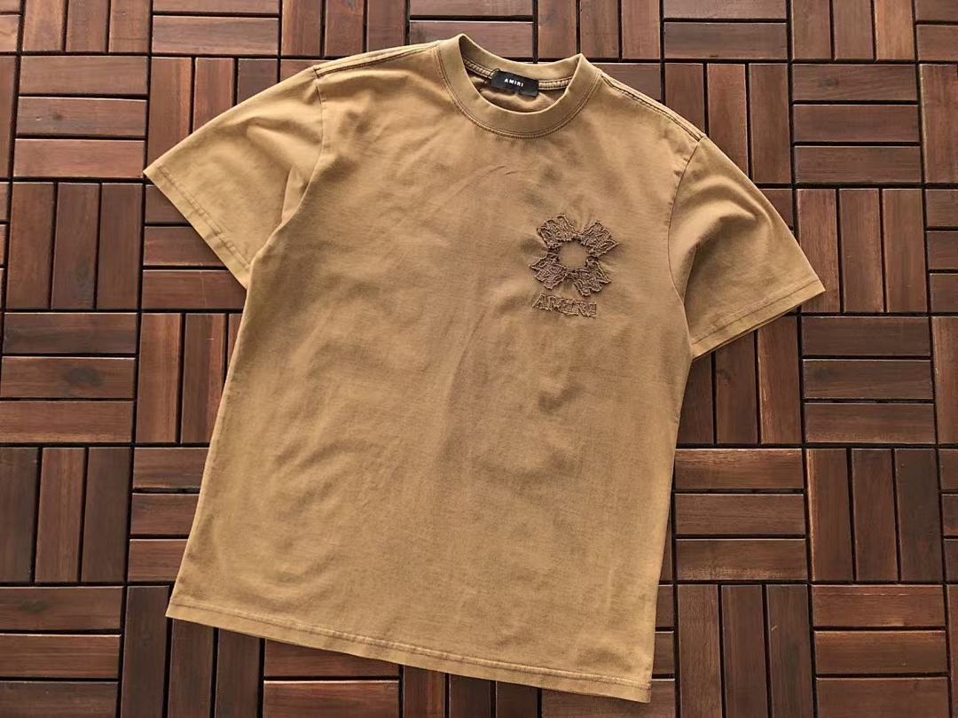 T-shirts Ami