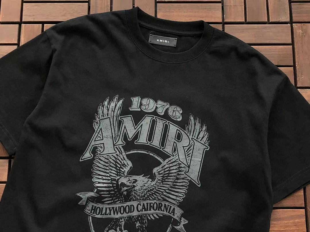 T-shirts Ami
