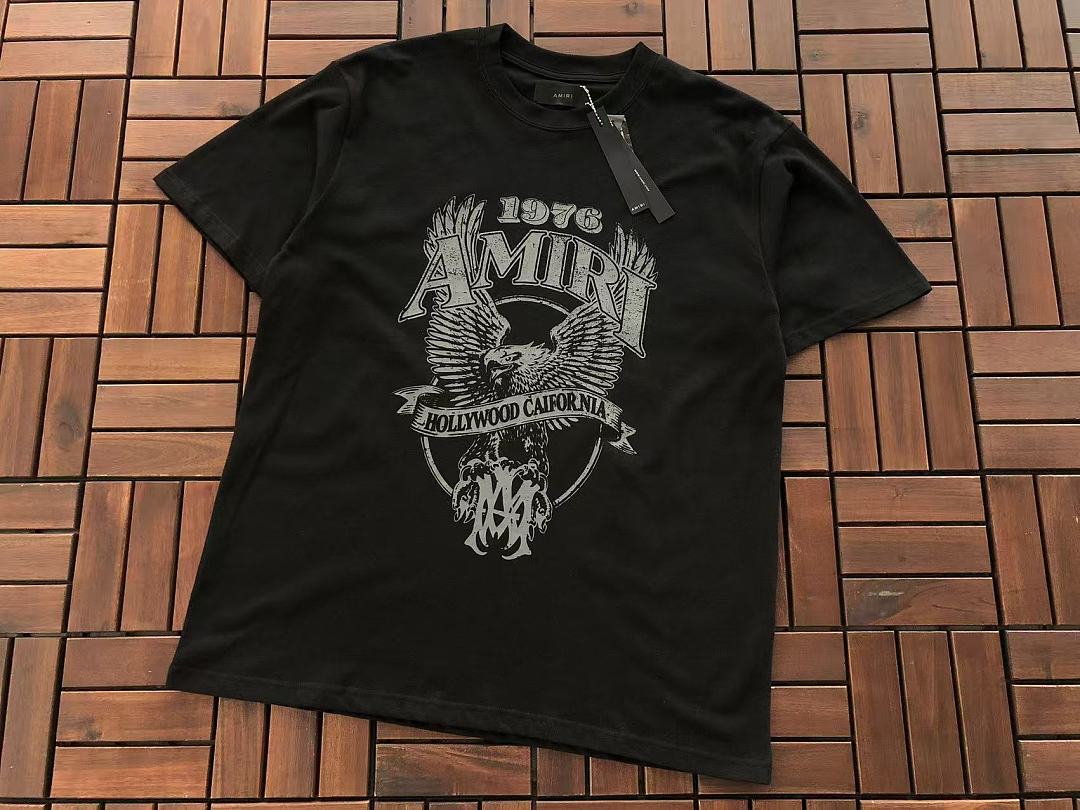 T-shirts Ami