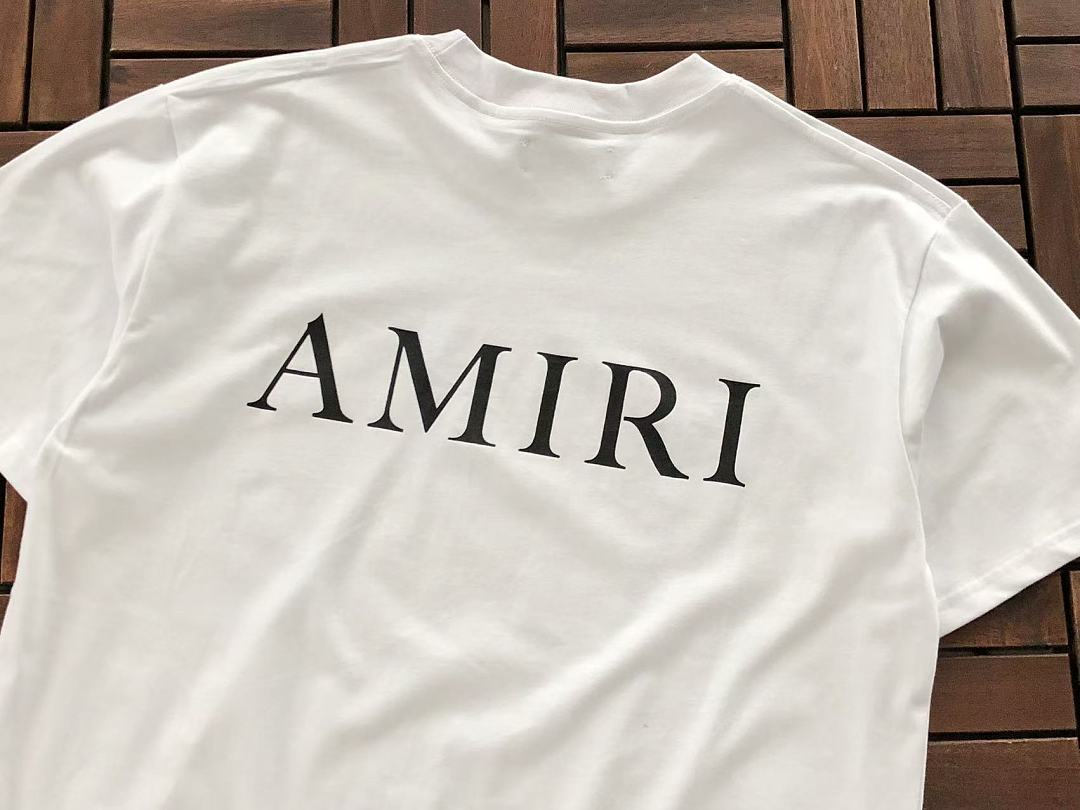 T-shirts Ami