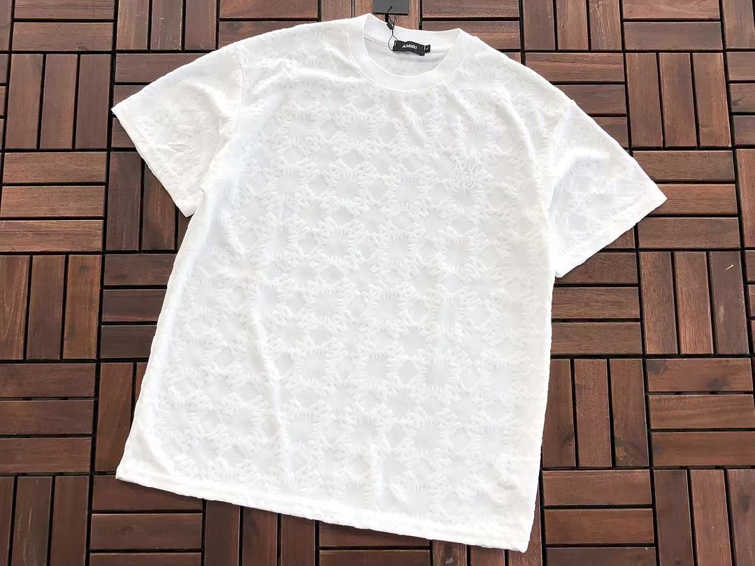 T-shirts Ami