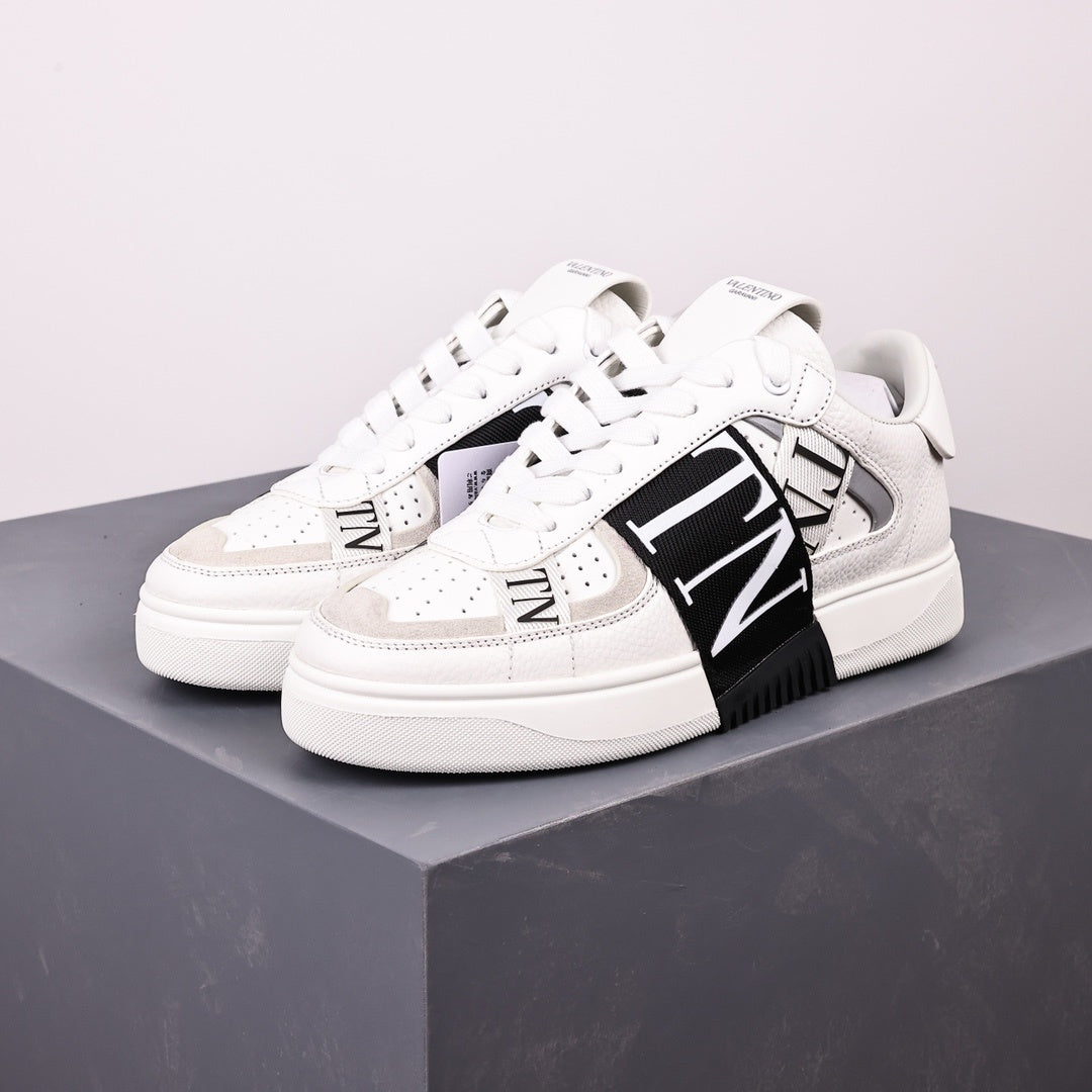 Valentino VL7n Black/White