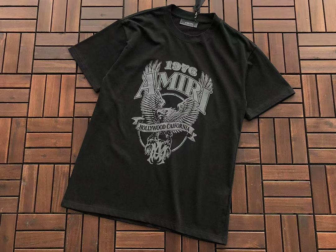T-shirts Ami