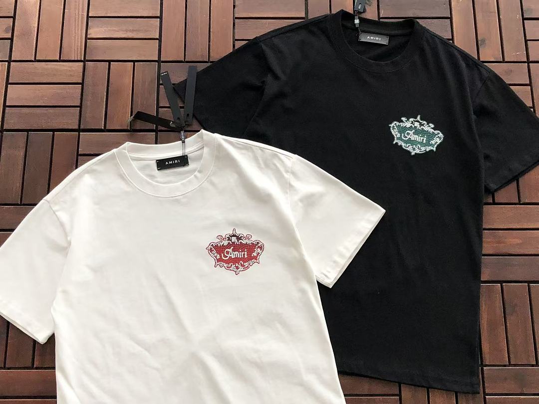T-shirts Ami