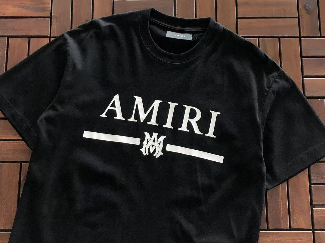 T-shirts Ami