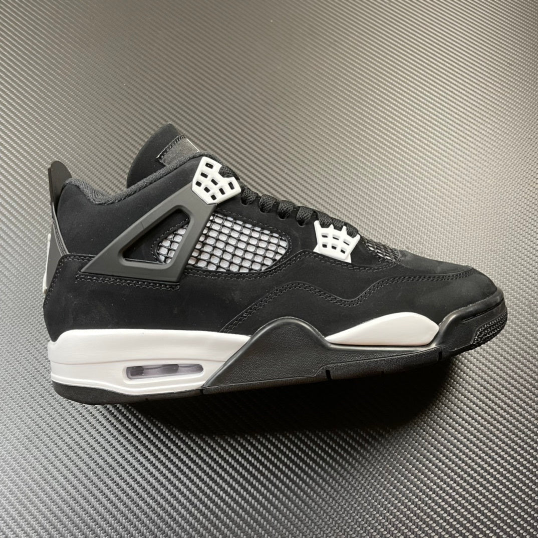 AJ4 Retro White Thunder