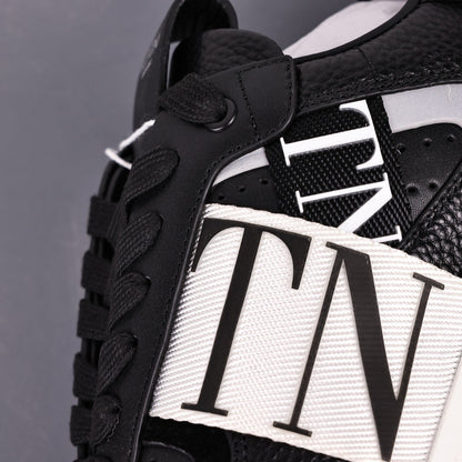 Valentino VL7n Black