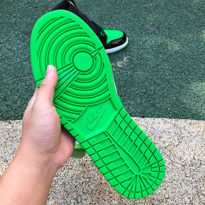 AJ1 High Pine Green