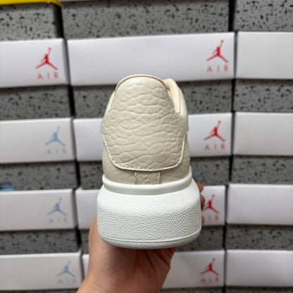 Alexander McQueen Beige