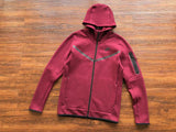 Conjunto Tech Fleece Bordô