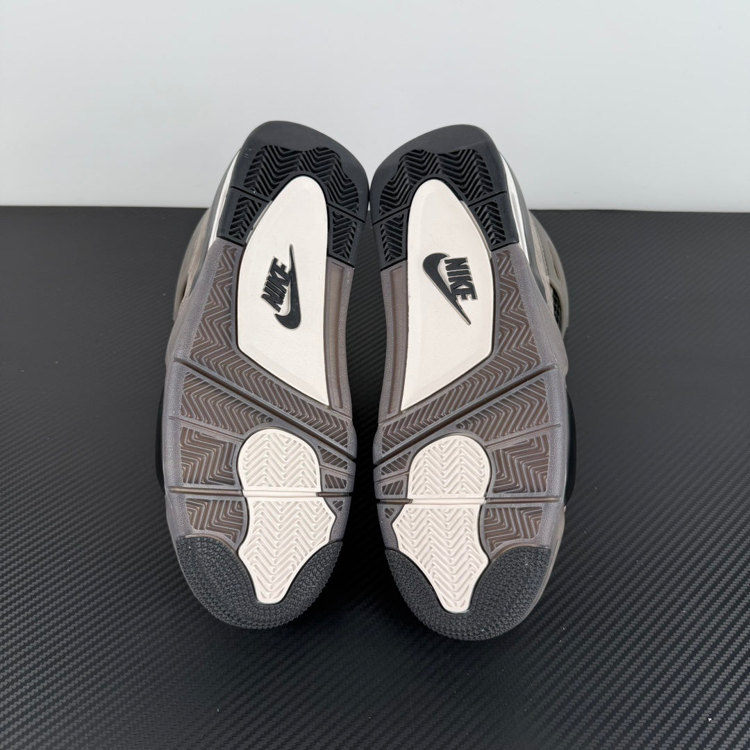 AJ4 Retro Cave Stone