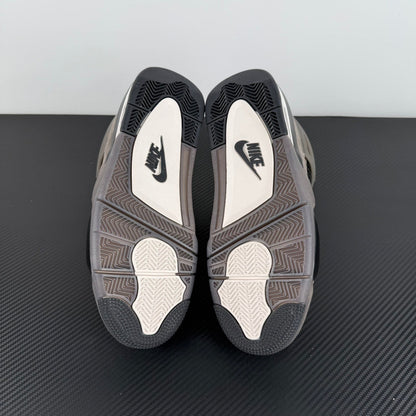 AJ4 Retro Cave Stone