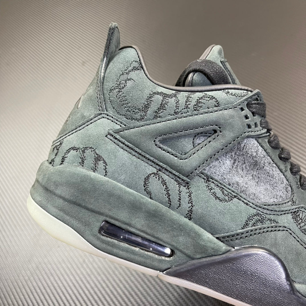 AJ4  Retro Kaws Black