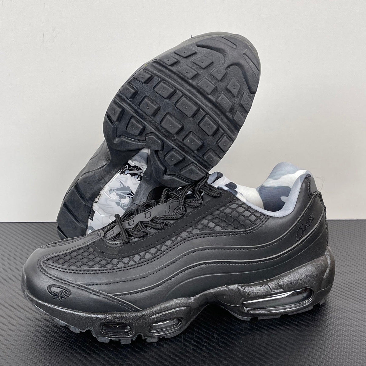 95 Corteiz Pure Black