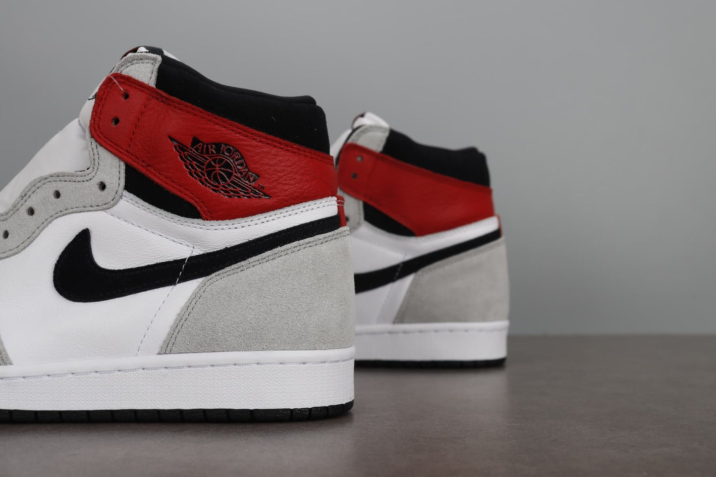 AJ1 High Light Smoke Grey