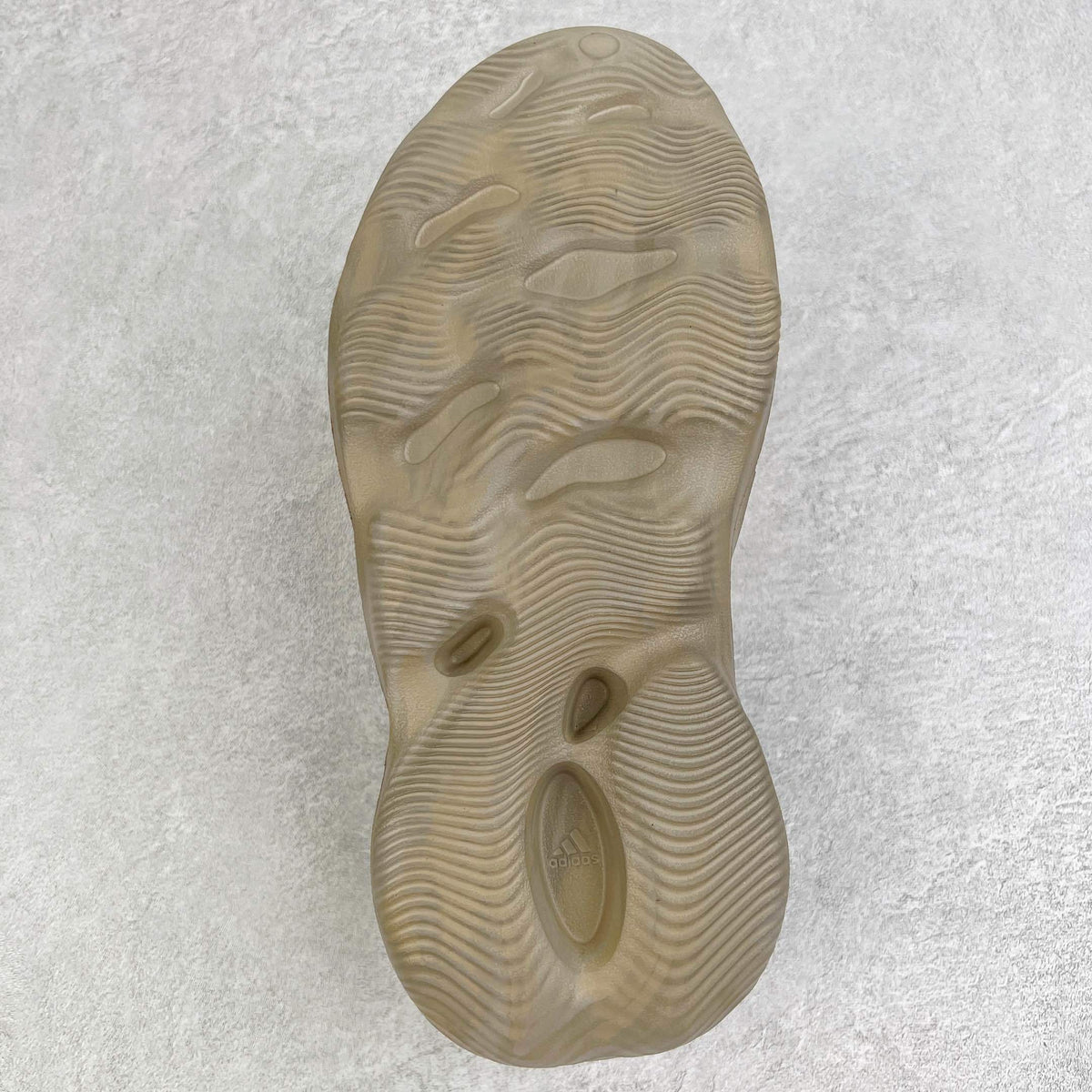 Foam Runner Stone Salt