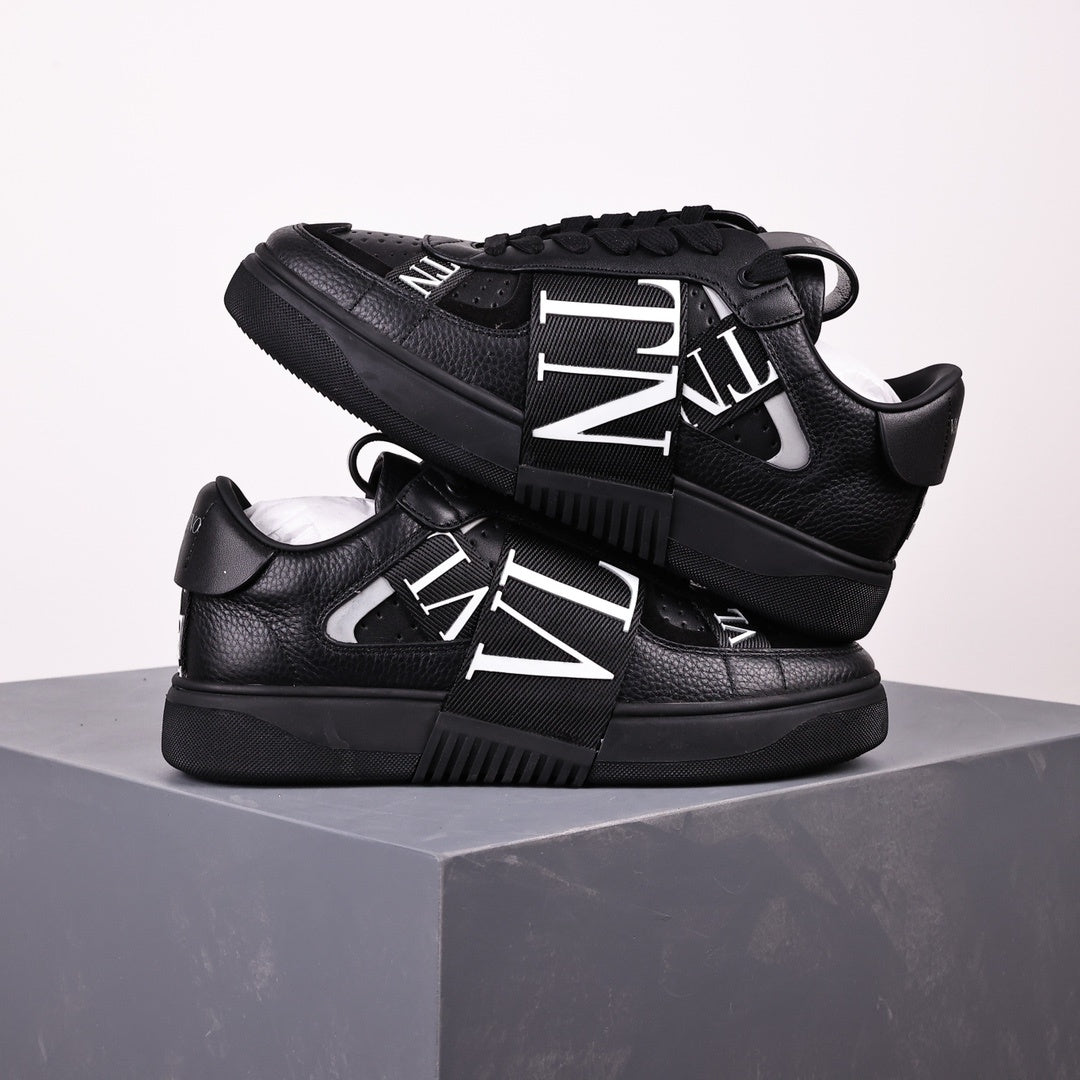 Valentino VL7n Pure Black