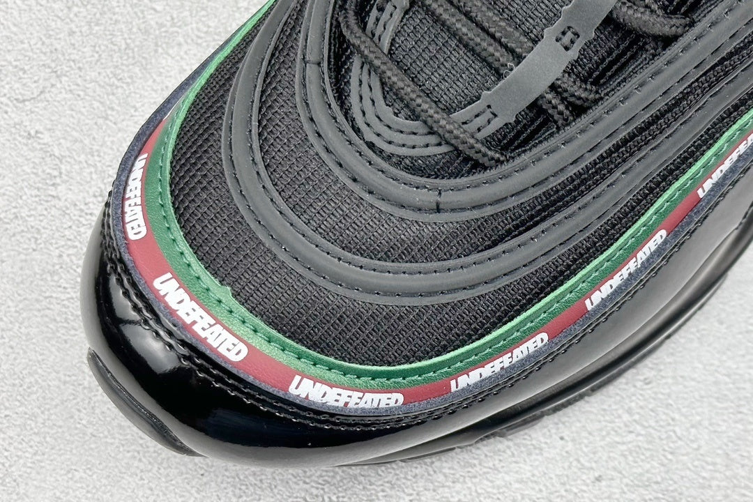 97 Undefeated Black