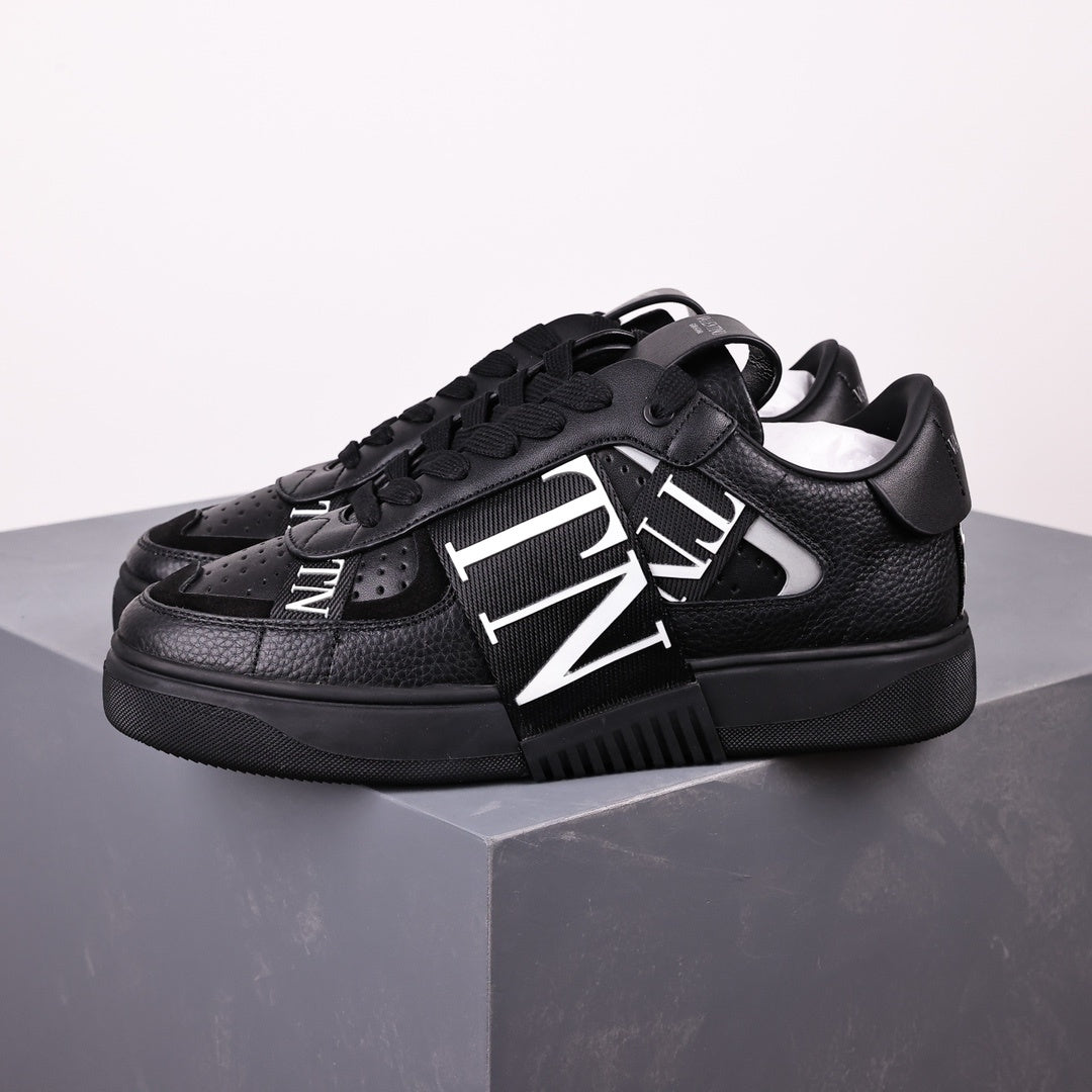 Valentino VL7n Pure Black